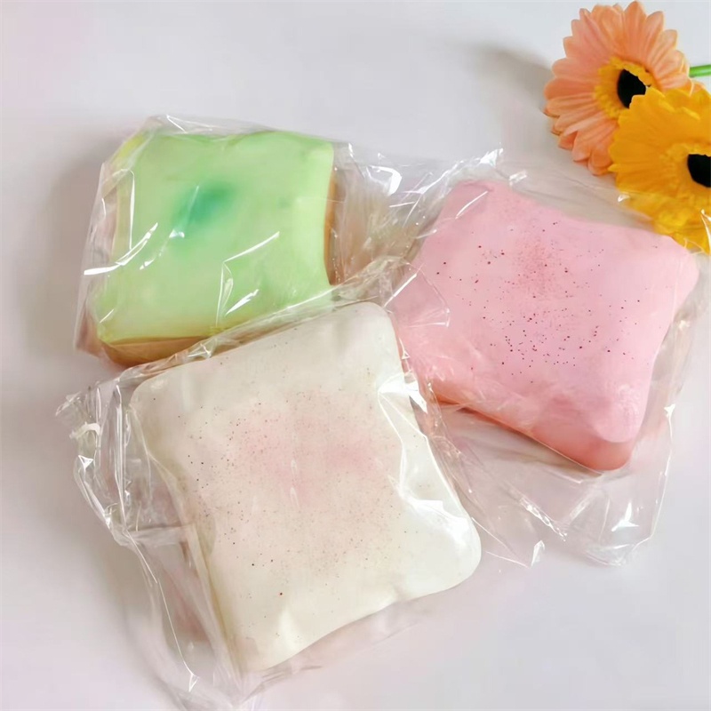 Slow Rising Squishy Square Toa - Home Office Simulator 评论和价格