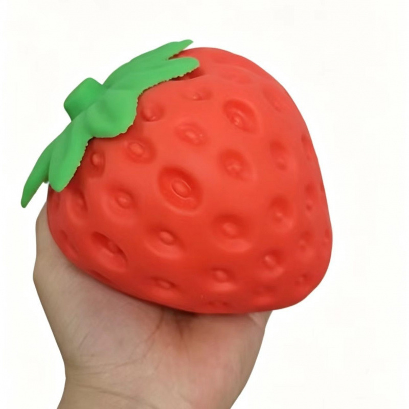 Strawberry Squishy Toy Large S - Home Office Simulator 评论和价格